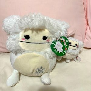 8” Bigfoot Ever winter squishmallow with clip BNWT